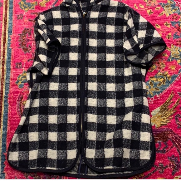 Draper James Navy Buffalo Check Cape - Picture 7 of 7